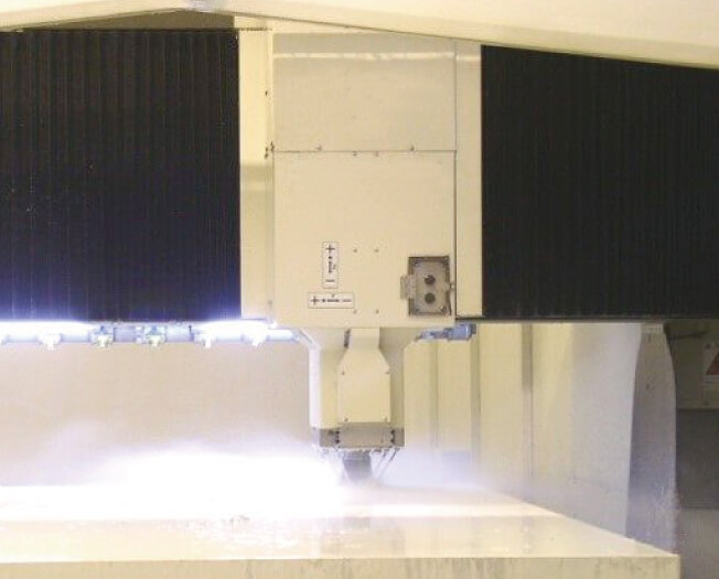 超精密機械加工